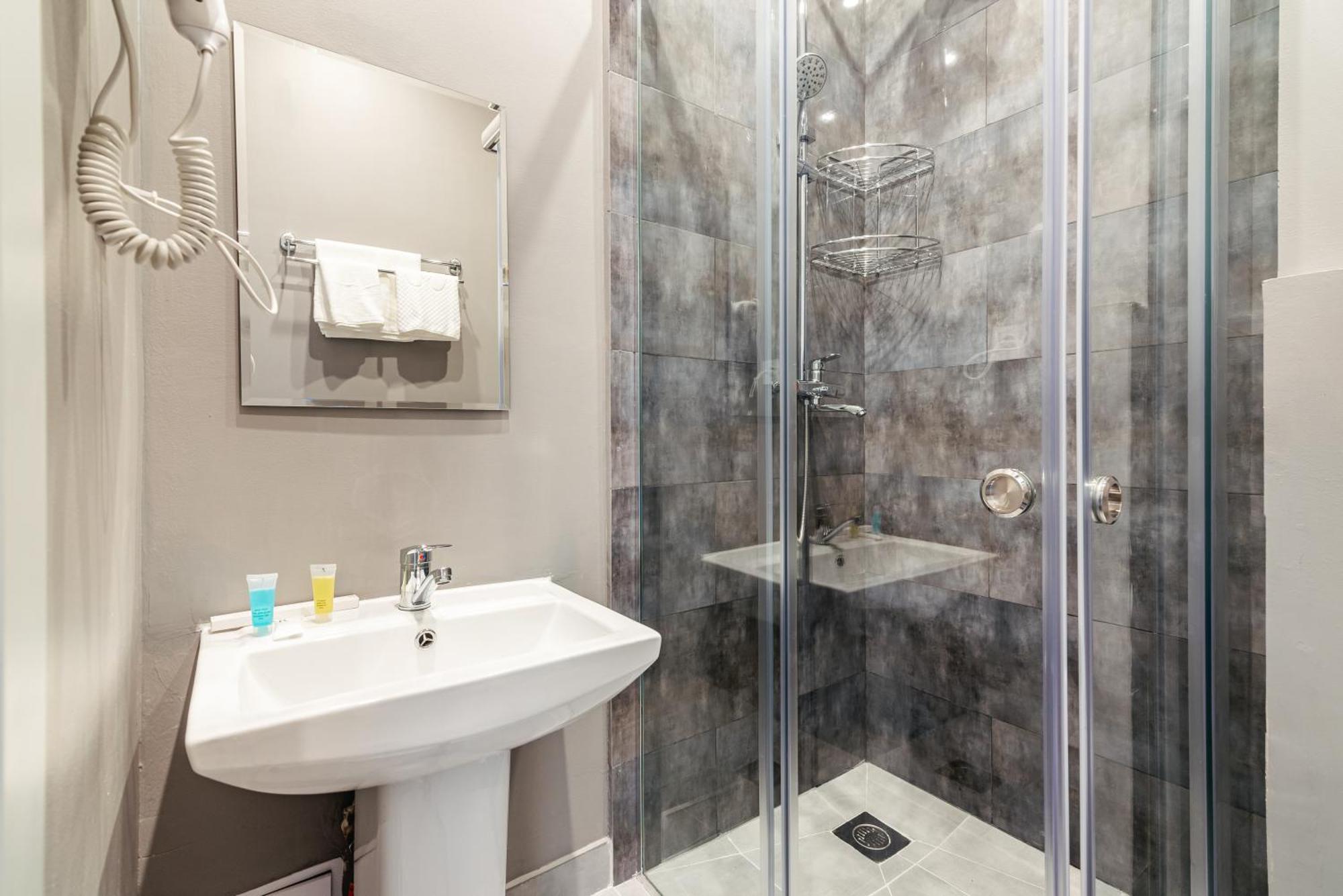 Aykun Hotel Almati Kültér fotó